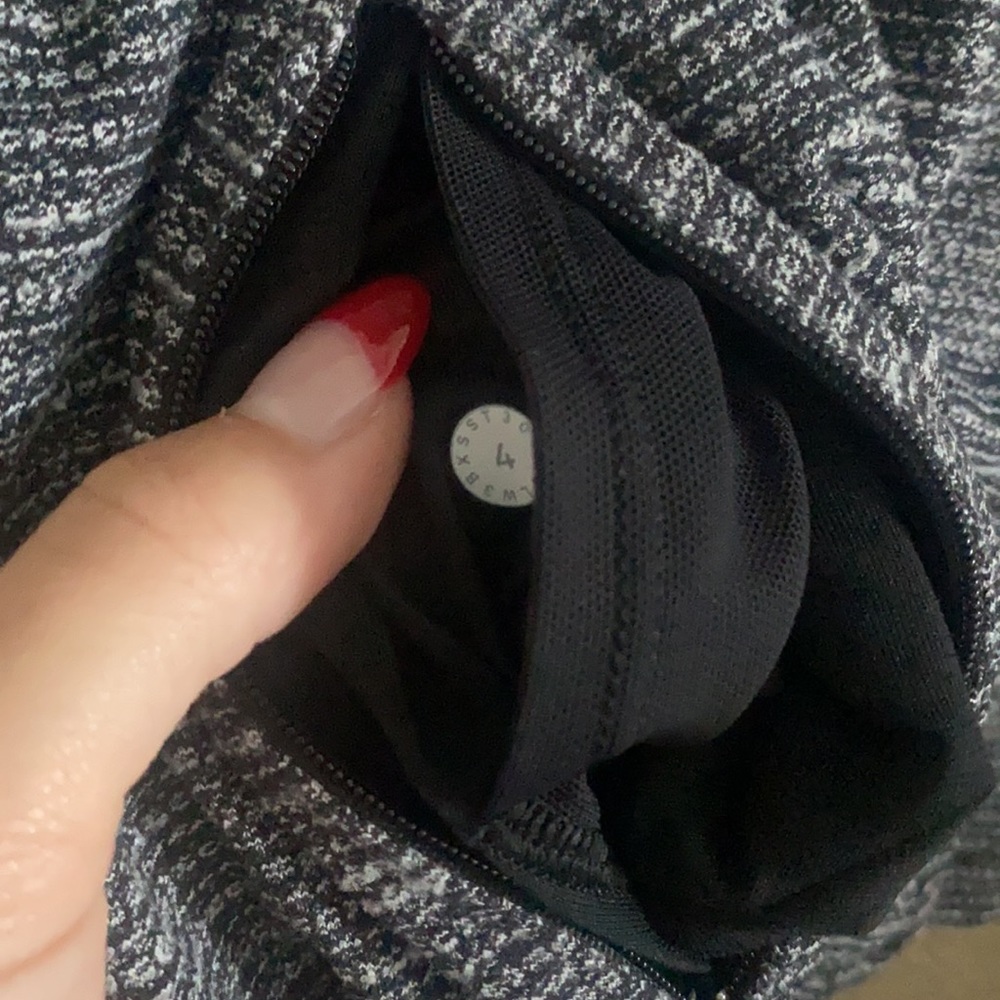 Lululemon pullover - Picture 3 of 5